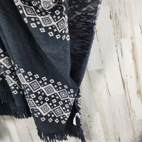 Mossimo Supply Co Aztec Print Fringed Poncho Sweater Black Size S/M - Picture 11 of 11